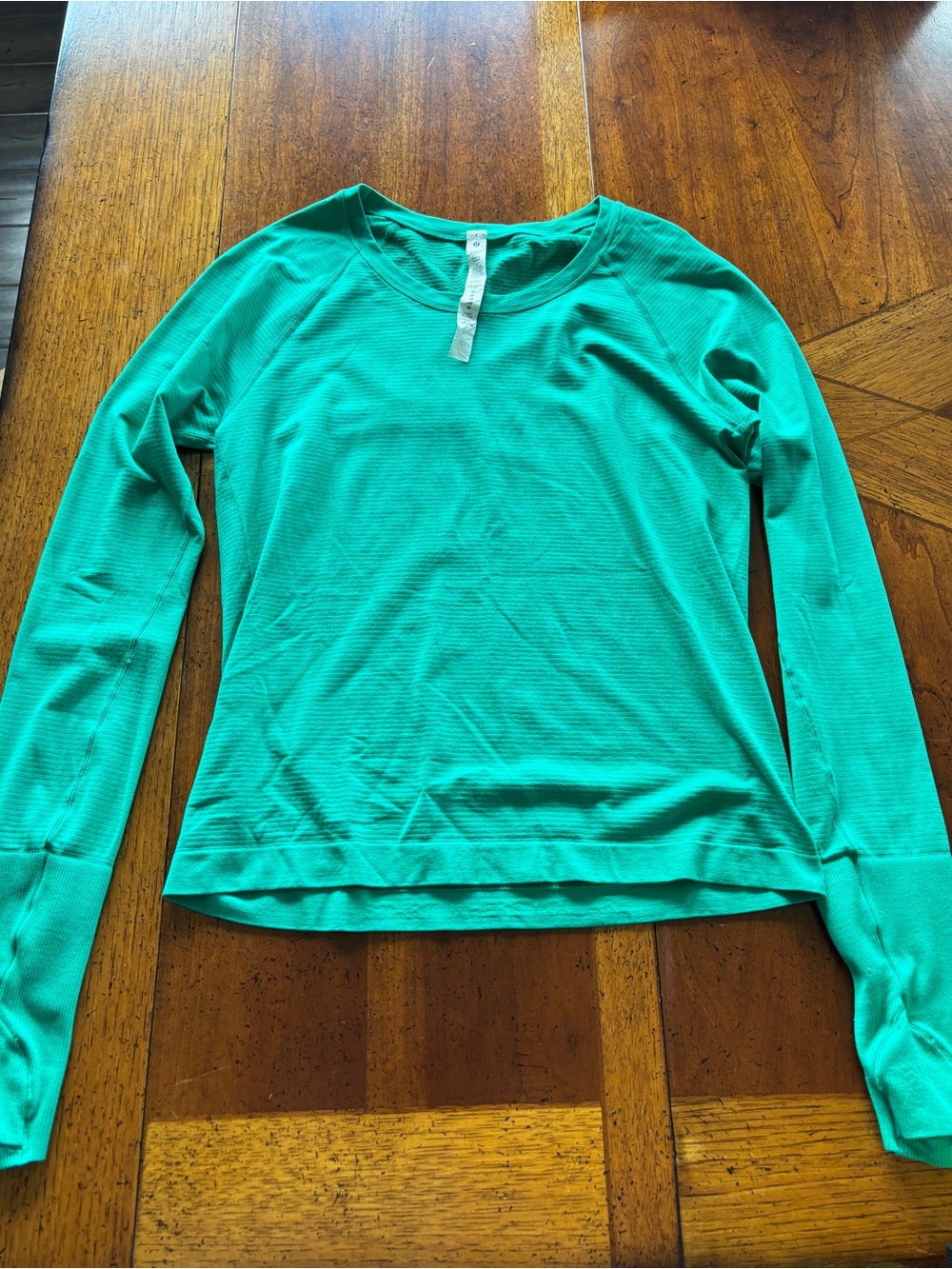 Lululemon bright green long sleeve top